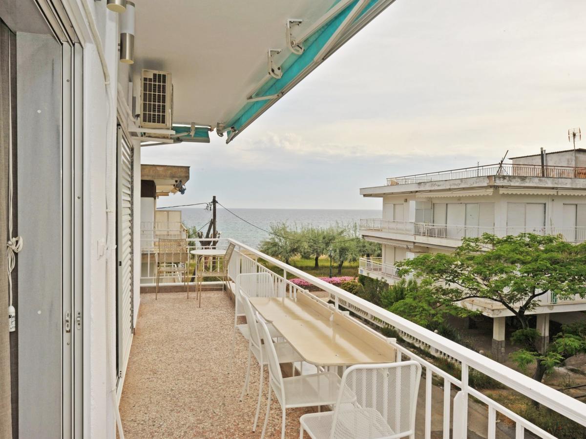 Themis 40 Steps From Beach Paralia Dionysiou Bagian luar foto