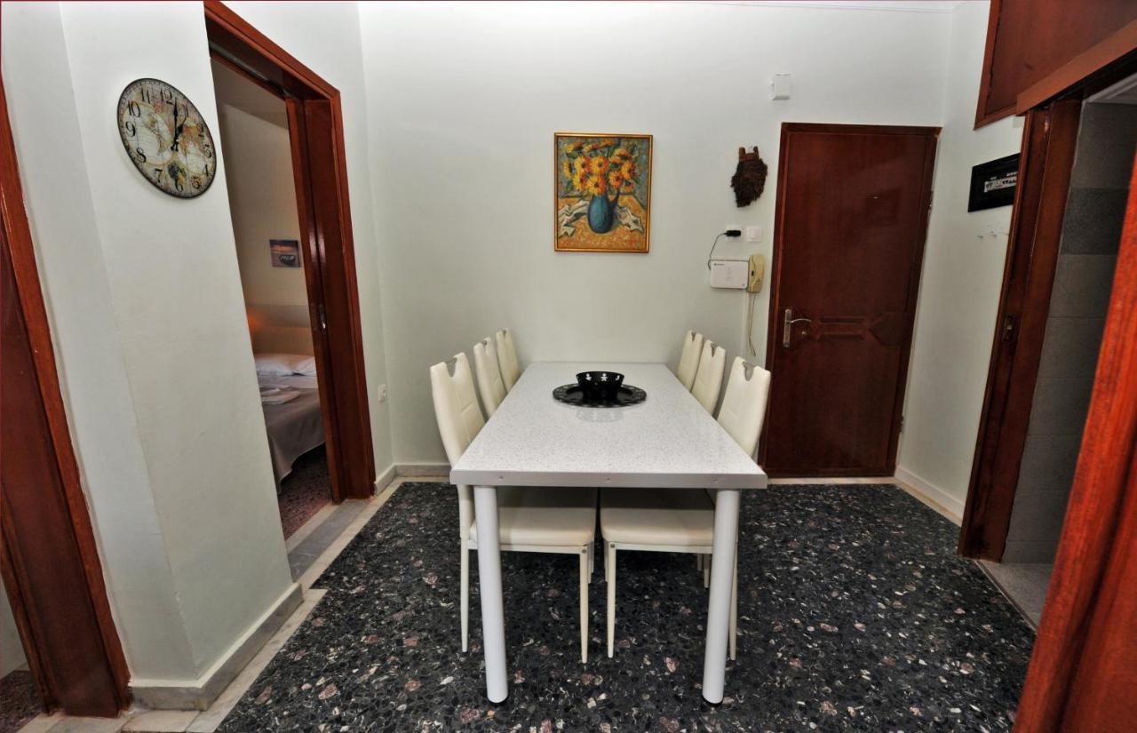 Themis 40 Steps From Beach Paralia Dionysiou Bagian luar foto
